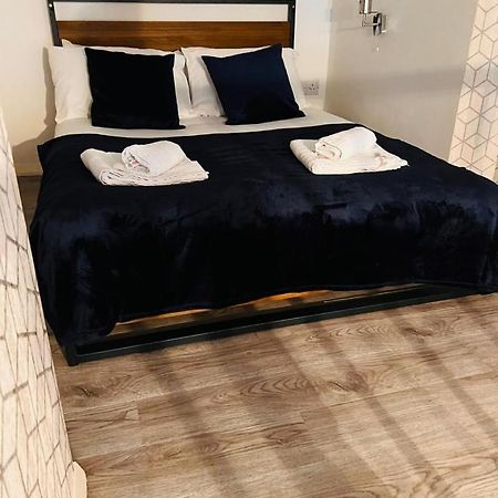 F10- Mezzanine 1St Floor Flat Fits 3 Near Paddington Lejlighed London Eksteriør billede