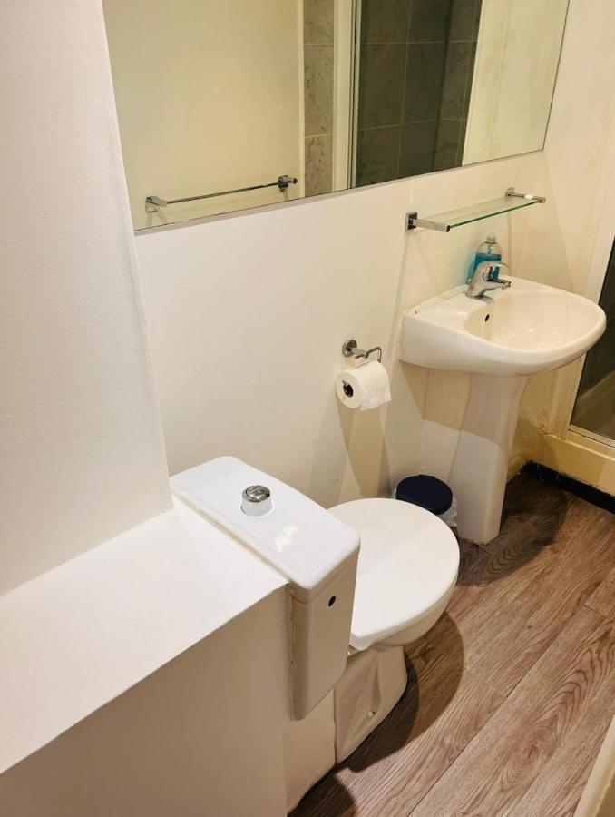 F10- Mezzanine 1St Floor Flat Fits 3 Near Paddington Lejlighed London Eksteriør billede